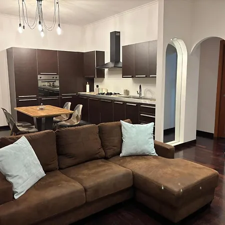 Anita's Luxury Apartman Lido di Ostia