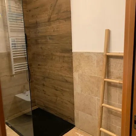 Anita's Luxury Apartman Lido di Ostia
